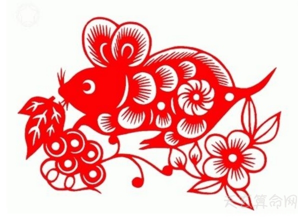 属鼠女生本命年送什么  红玛瑙手链是个不错的选择